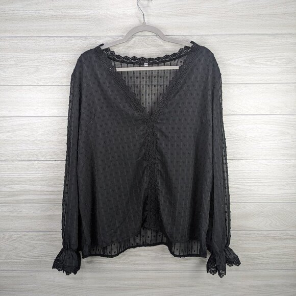 V Neck Elegant Swiss Dot Lace Splicing Plus Size Blouse - Picture 2 of 7